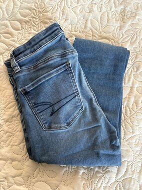 American Eagle Outfitters Light Blue Skinny Jeans